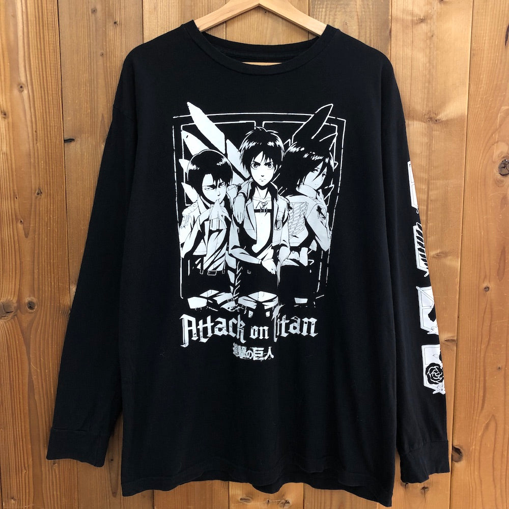 進撃の巨人 Tシャツ 黒