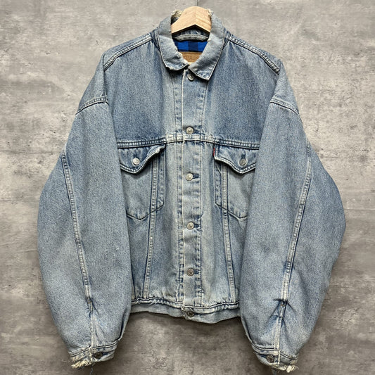 90s vintage 古着　ビンテージ　トラッカー　デニムジャケット　Euro製　裏地　ネル　Levi's