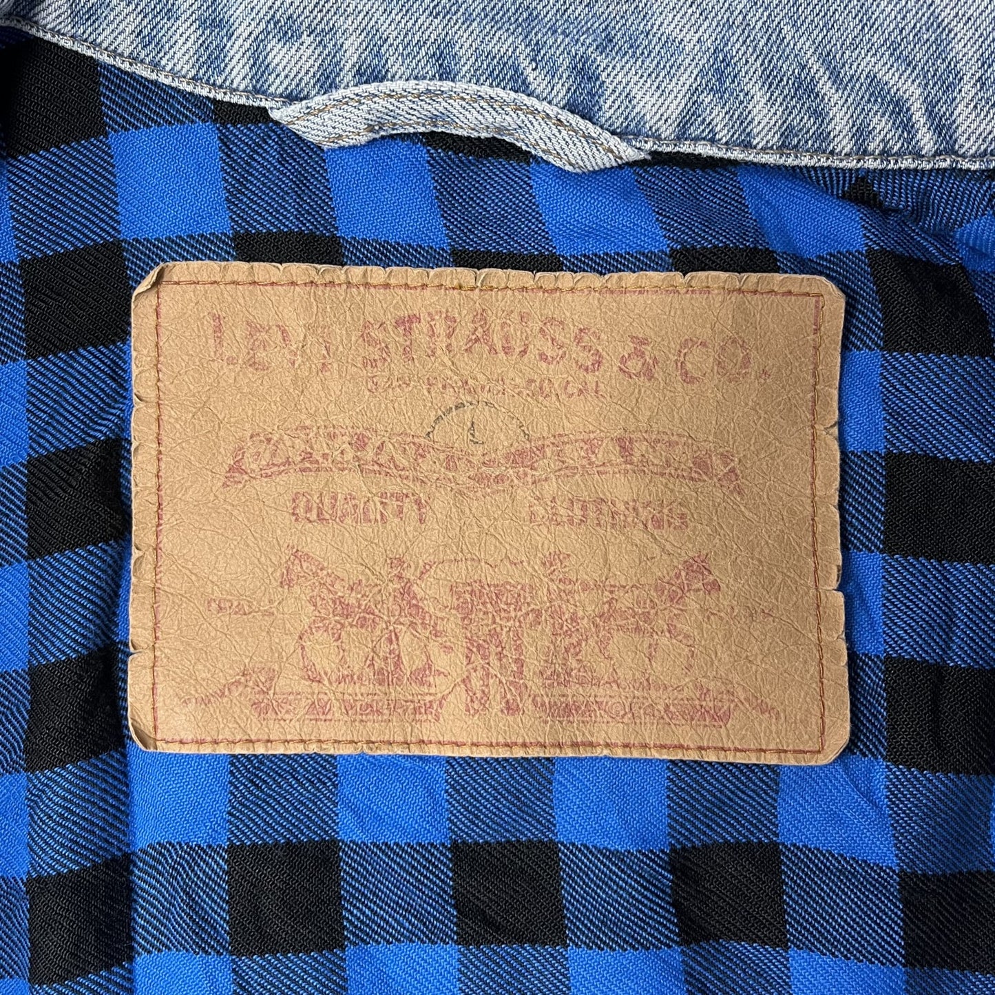 90s vintage 古着　ビンテージ　トラッカー　デニムジャケット　Euro製　裏地　ネル　Levi's